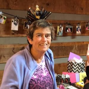 Meet your Posher, Elaine